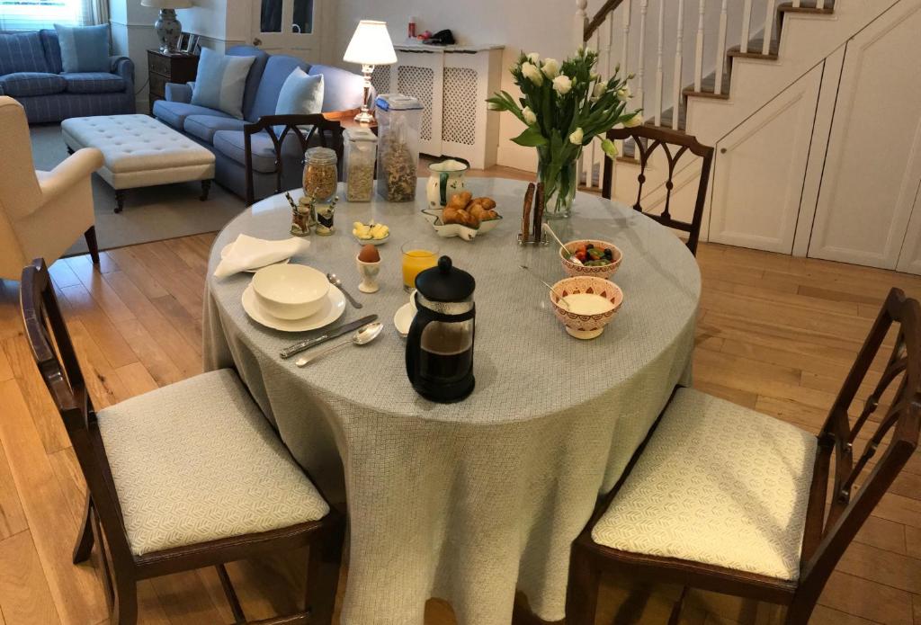 Fulham B&B room 6